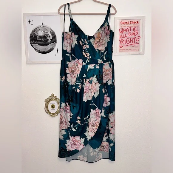slim fit dress slacks Juno Dress in Green Floral main image 1